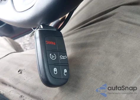 2023 Dodge Challenger Sxt z USA, uszkodzony, nr VIN 2C3CDZAG8PH692908